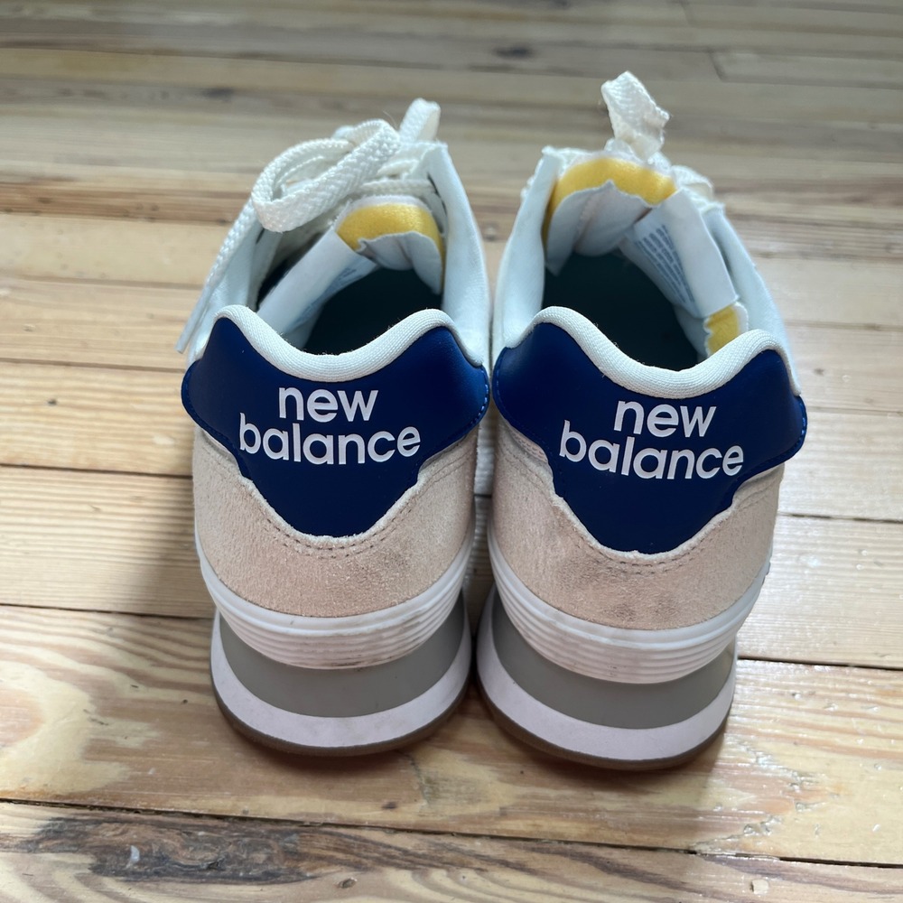 New Balance 574 Core Cream Blue Gum Suede Sneakers WL574CBL Womens 8.5 comfort - Picture 6 of 8